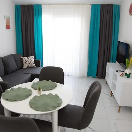 Art Life Aparments 阿拉尼亚